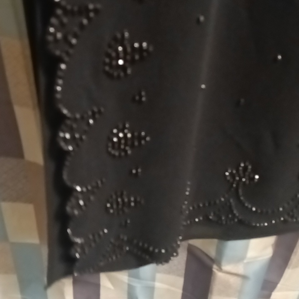 FINAL PRICE J. R. NITES BY CALIENDO 2-pc  beaded scalloped blouse/maxi skirt 6 - Picture 10 of 16